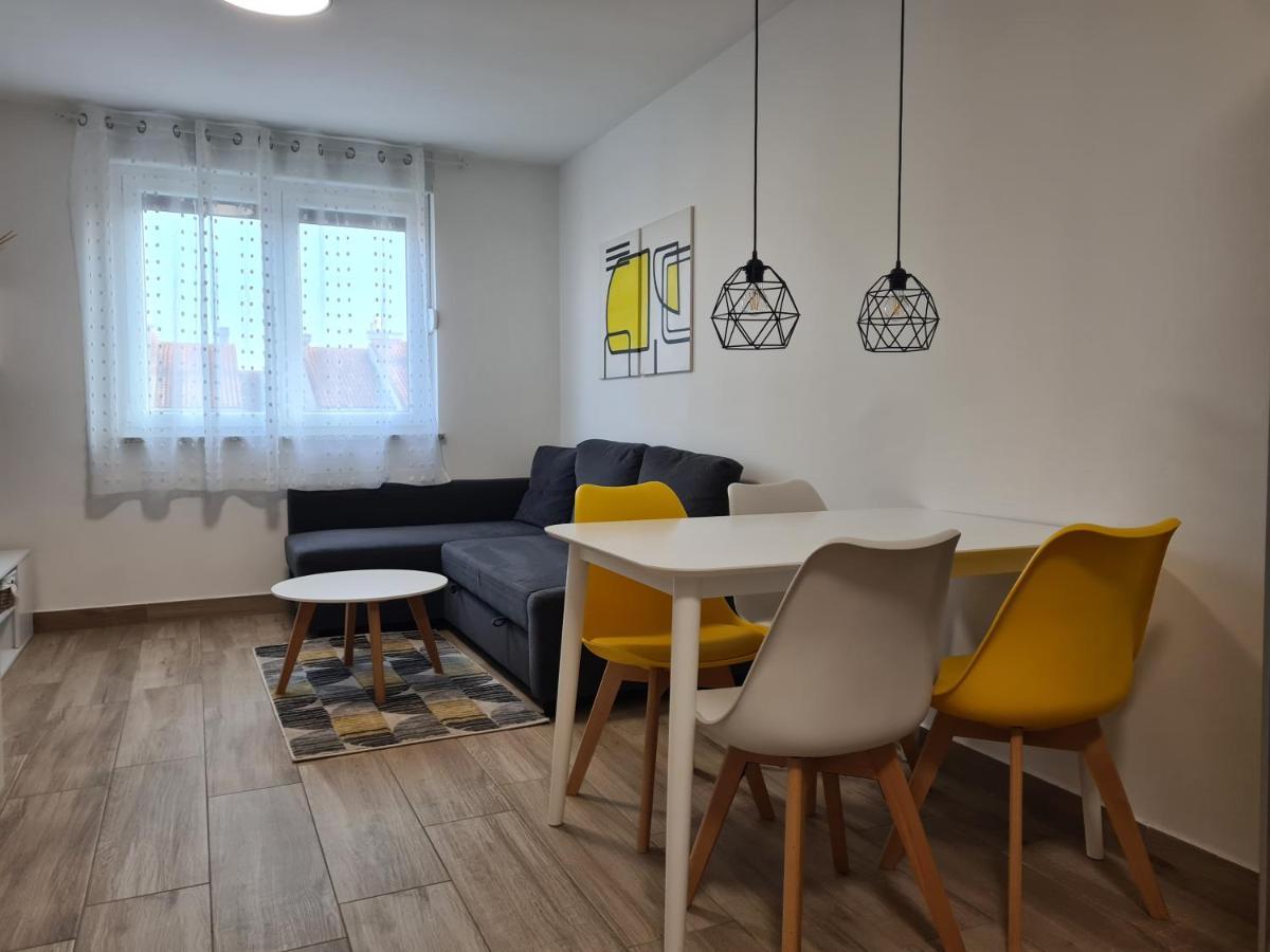 River68 - Apartment In Rijeka Exteriör bild